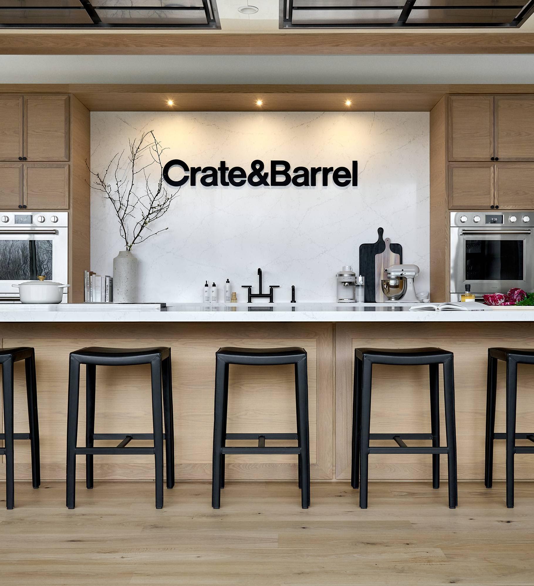 Dynamics 365 Finance & SCM for Crate&Barrel’s first UAE store
